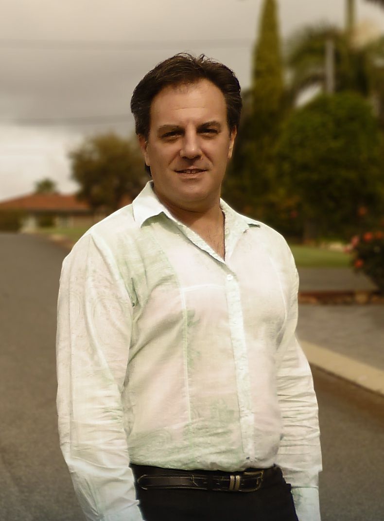 Online Marketing & Media Specialist Noah Greenstone